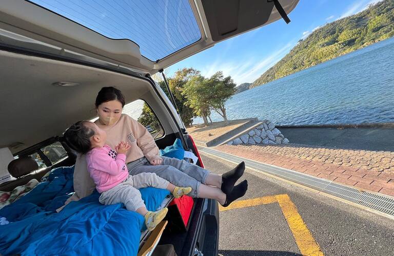 アウトドアカスタムでハイエースを使った外遊びの幅が広がる | 愛知で中古車なら自社製作できるRED LINE